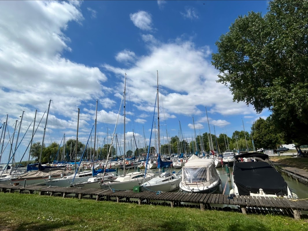 Gyenesdiási Yacht Egylet kikötő