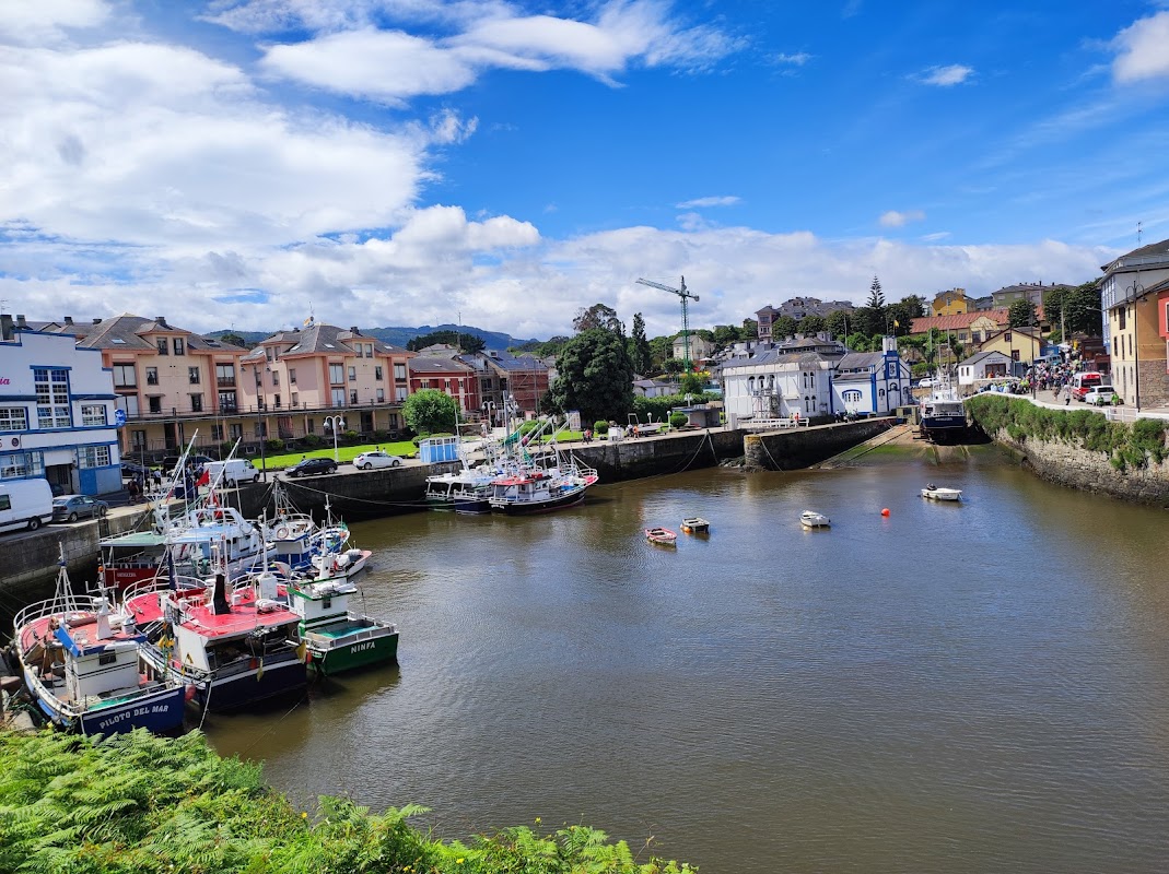 Puerto de Navia