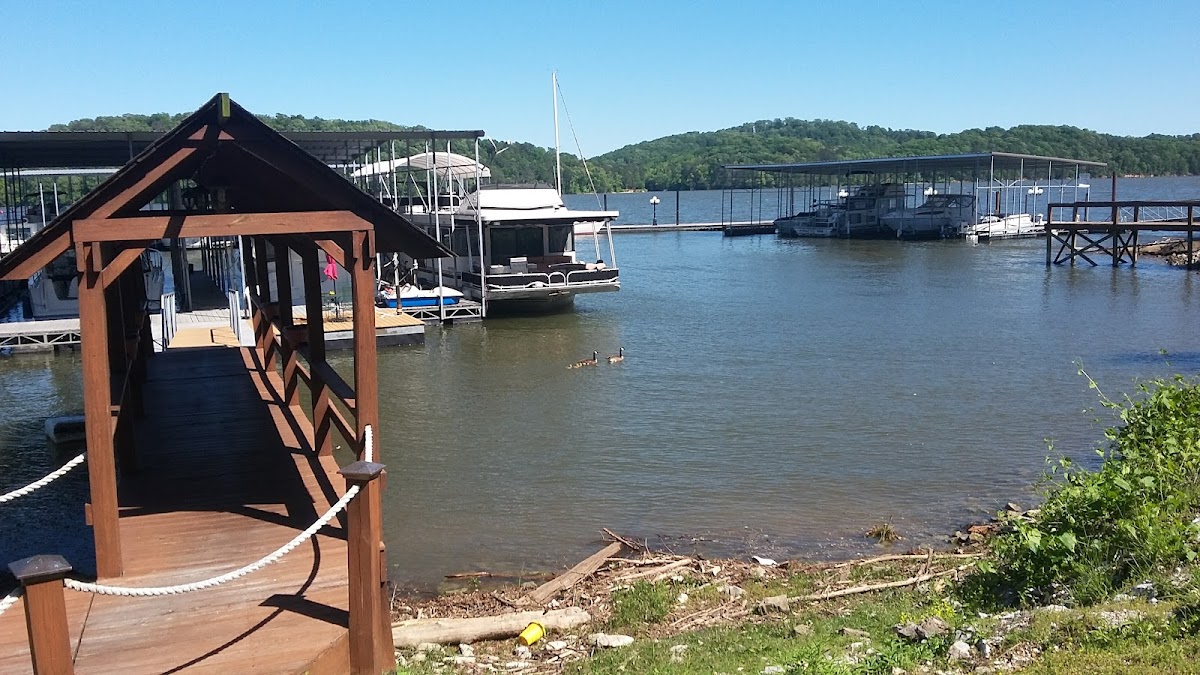 Big Ridge Yacht Club