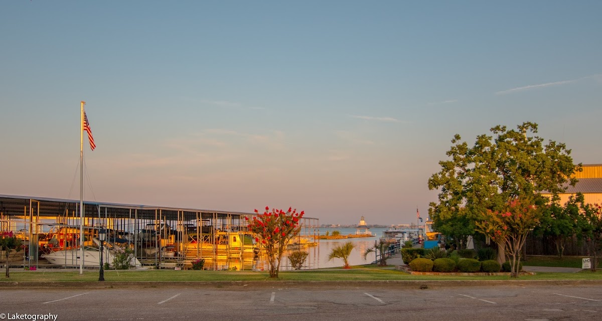 Chandlers Landing Marina