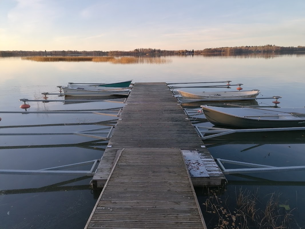 Kirkonkylän veneranta