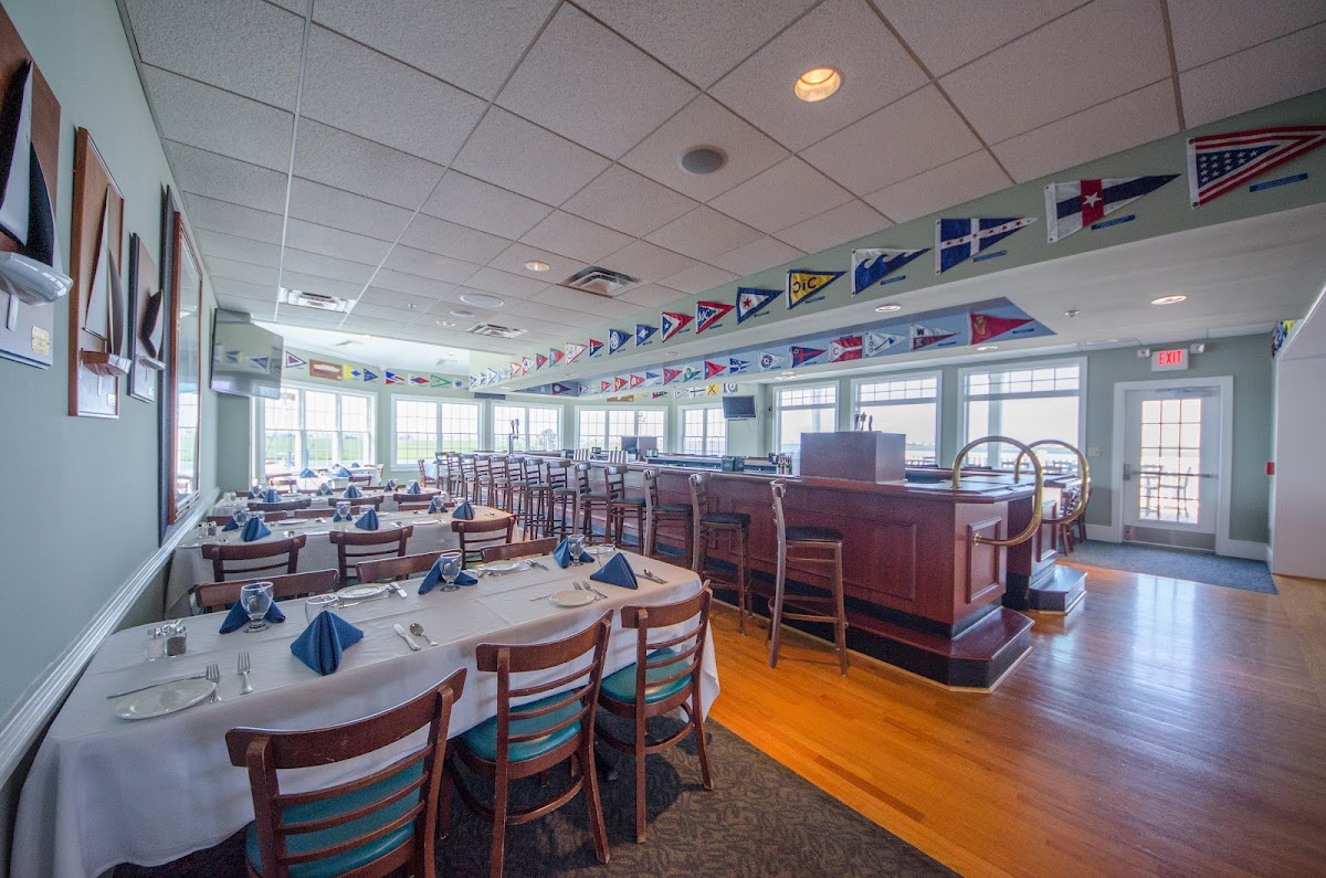 Avalon Yacht Club