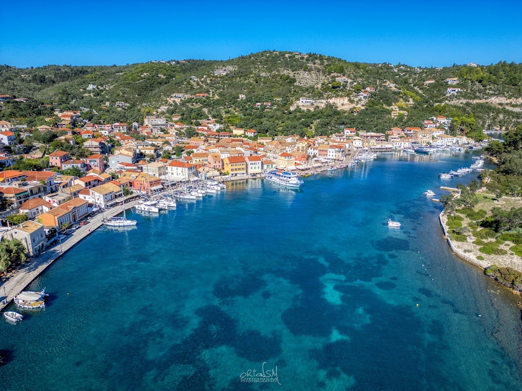 Paxos Marina