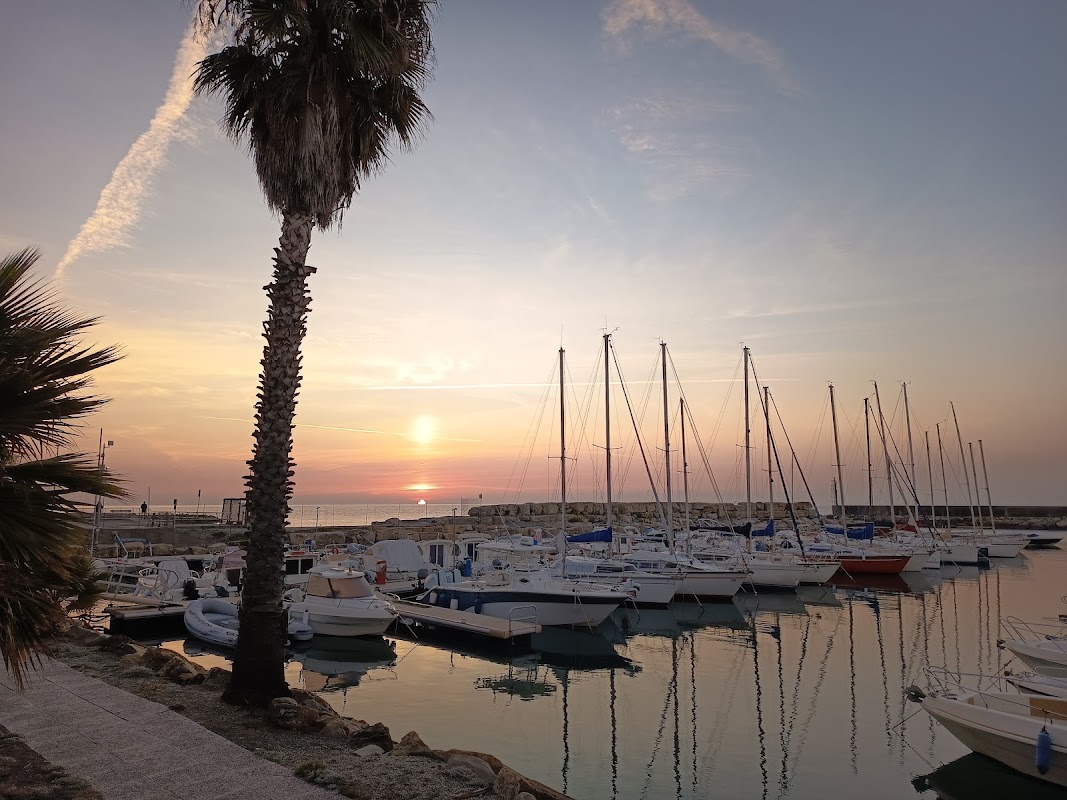 Porto di San Bartolomeo al Mare