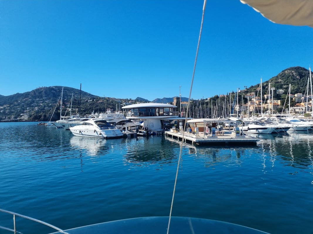 Marina de Pu’unui